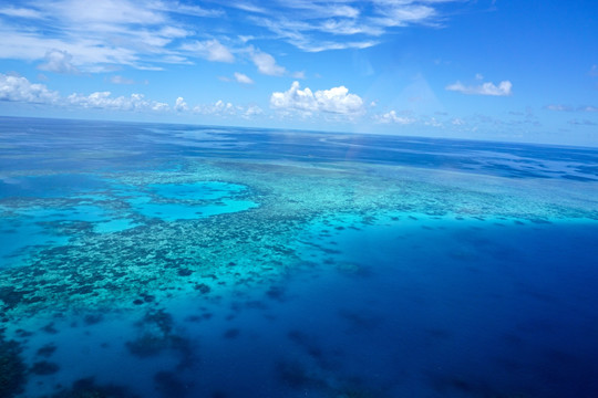 海景浅海环礁珊瑚礁浅滩大堡礁