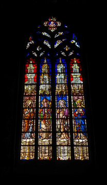 法国巴黎圣母院教堂玻璃窗