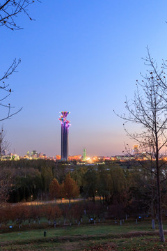 北京奥森公园奥林匹克塔夜景