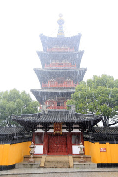 雨中的寒山寺