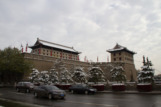 西安永宁门 雪景