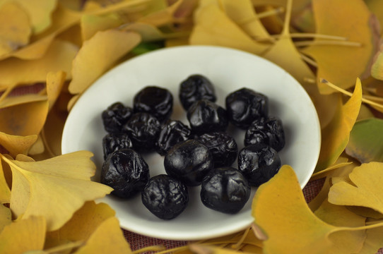 蓝莓李果