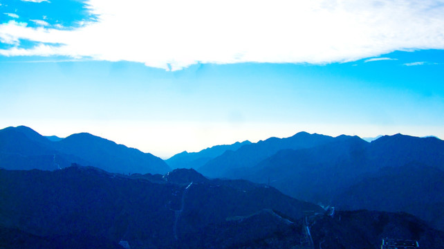 崇山峻岭 云海