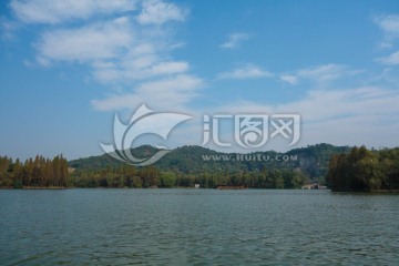 鲁镇