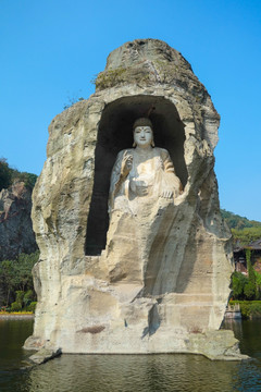 柯岩