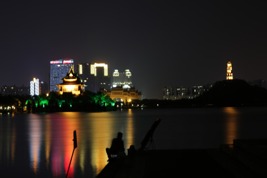 顺德顺峰山夜景