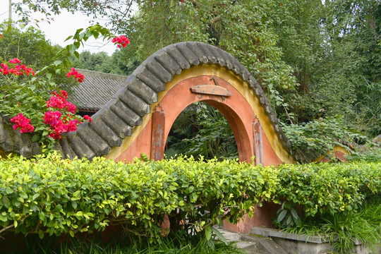 中式园林建筑 拱门 月亮门