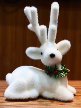 白色的圣诞小鹿