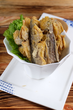 炸小黄鱼