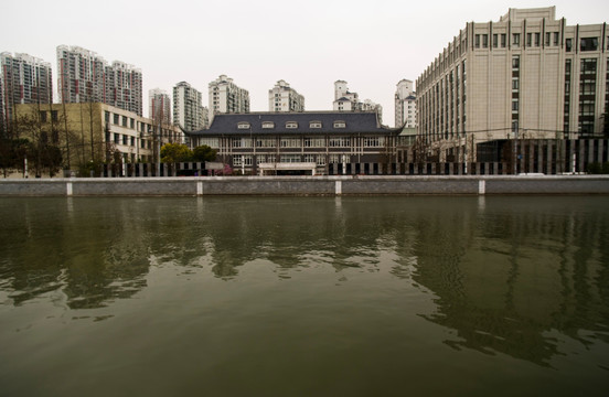 华东政法大学