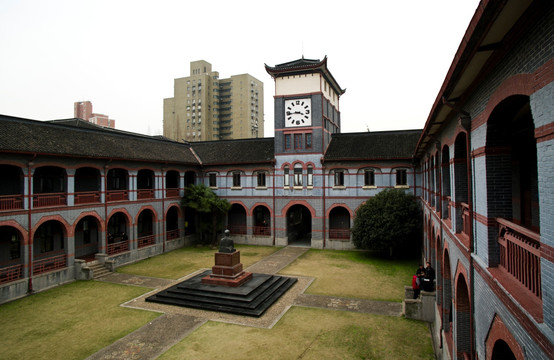 华东政法大学