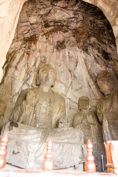 龙门石窟佛祖像