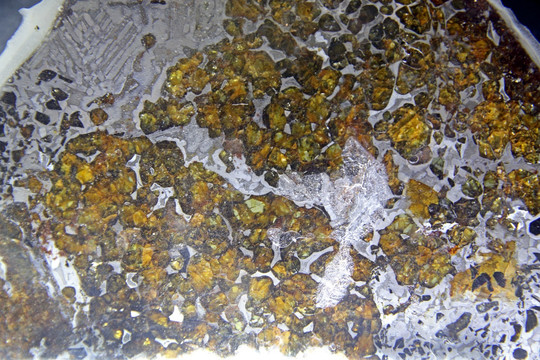橄榄石陨石切片