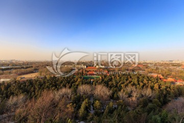 景山远眺北京中轴线寿皇殿鼓楼