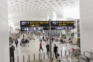 杭州萧山国际机场候机楼大厅顶棚