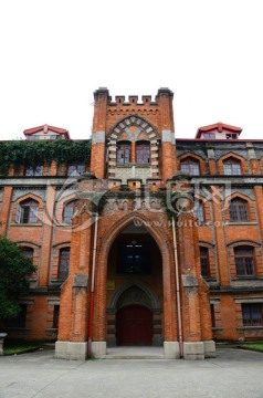 苏州大学