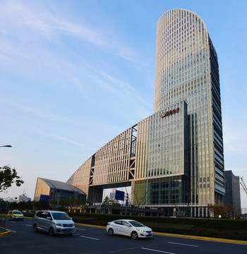 上海陆家嘴的招商银行大楼