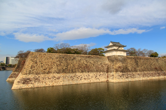 大阪城天守阁城墙护城河