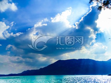 昆明西山滇池