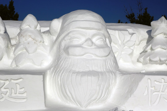雪雕圣诞老人