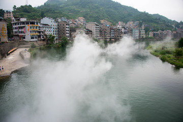 雾锁镇远