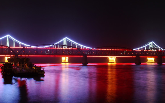 丹东 鸭绿江大桥 夜景