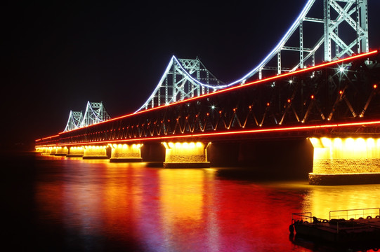 丹东 鸭绿江大桥 夜景