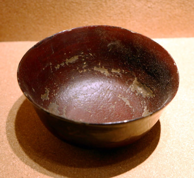 藏族皮胎漆碗