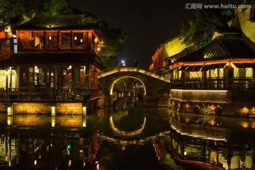 乌镇夜色 石拱桥