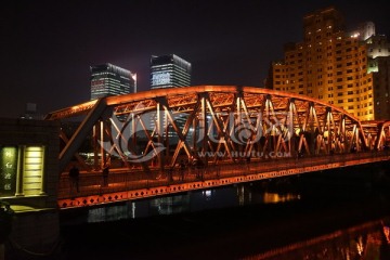 外白渡桥夜景