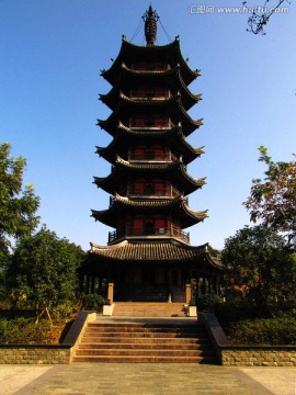佛塔