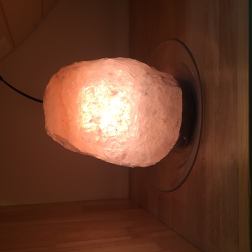 盐晶灯