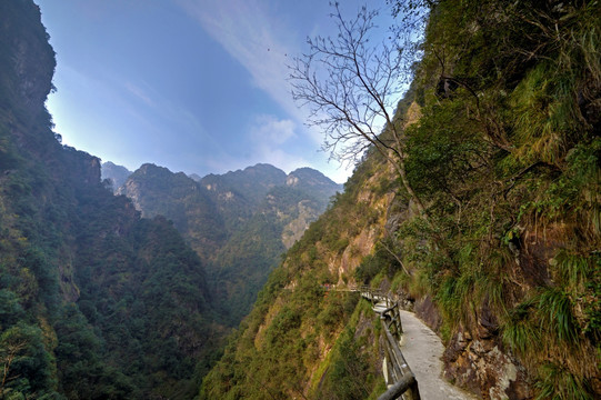 武义牛头山 群山 栈道全景