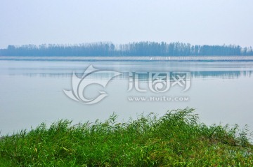水墨东平湖