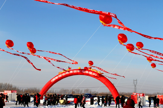 冬季雪地庆典 氢气球