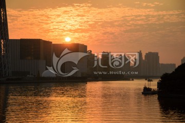 珠江河岸日落