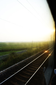 火车窗外风景