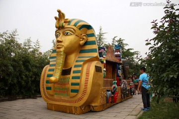 北京 世界公园 欢乐游行车