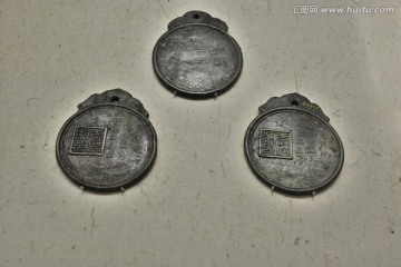 朝鲜青铜马牌