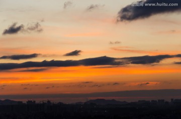 朝霞