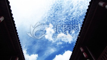 古镇蓝天白云