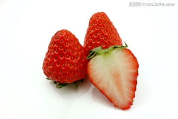 草莓 切开的 白底素材图