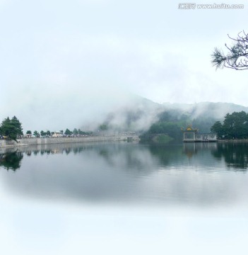 水墨山水烟雨江南