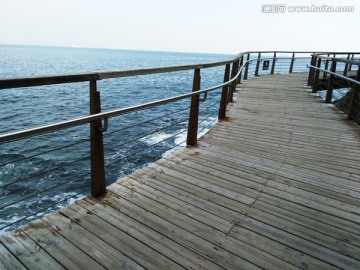 海湾栈道