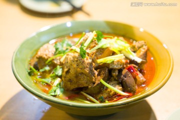 鸭血豆腐