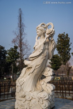 牡丹仙子雕塑