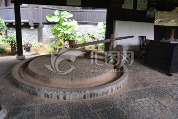 石碾