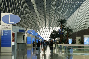 上海浦东国际机场T1航站楼