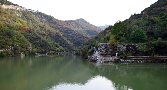 青山绿水秀美风景图
