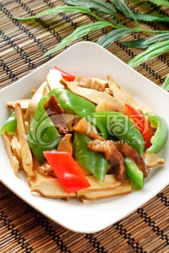 尖椒香干炒肉